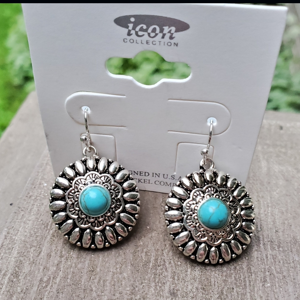free Spirit Boho hippie Native People faux Turquoise stone bead earrings